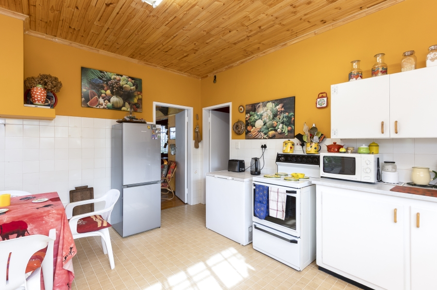 3 Bedroom Property for Sale in Roundhay Western Cape